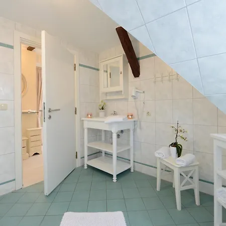 Apartment Doppelzimmer In Der Hotelanlage Tarnewitzer Hof